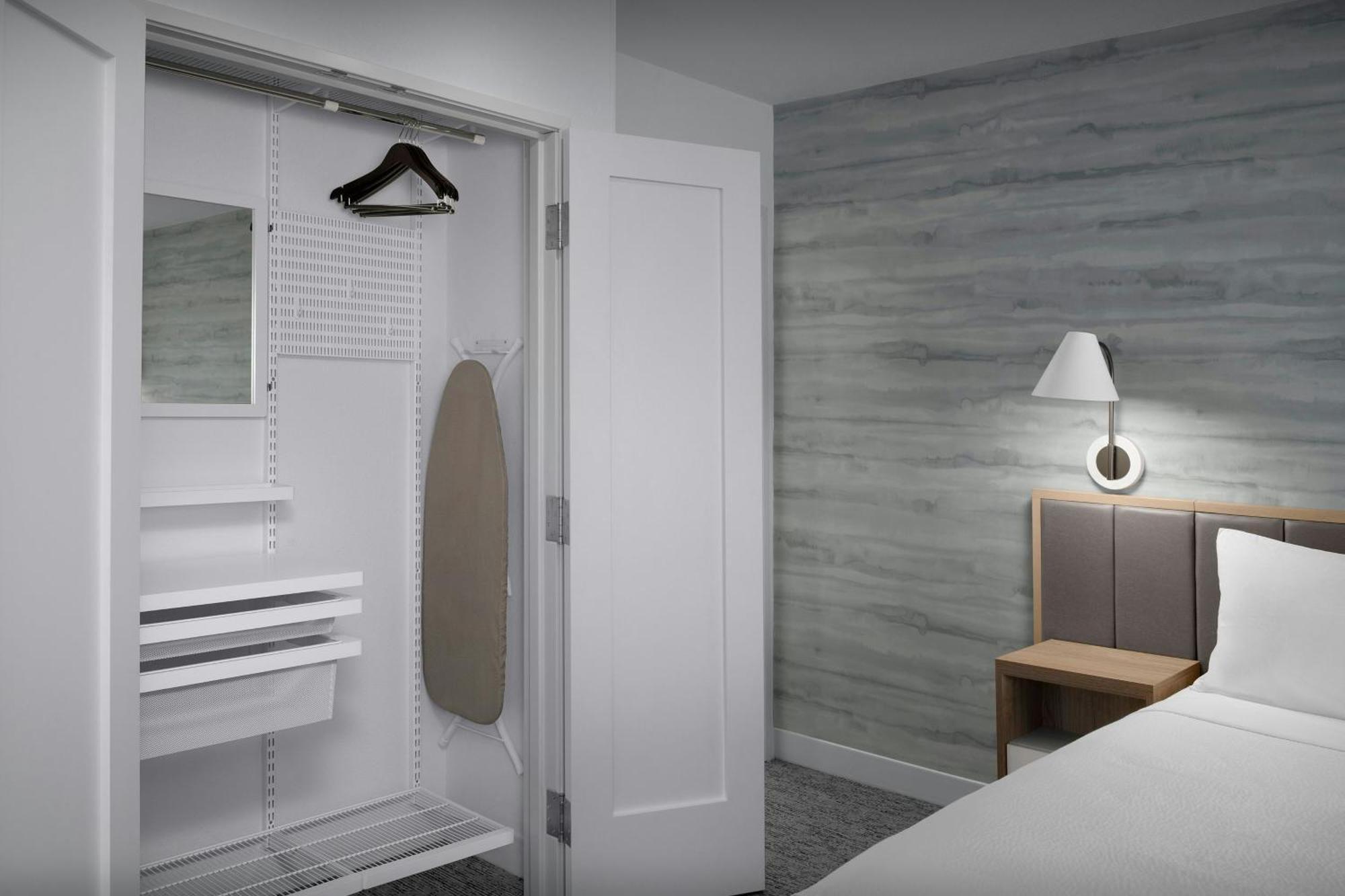 Towneplace Suites By Marriott Fort Myers Gulf Coast Exterior foto